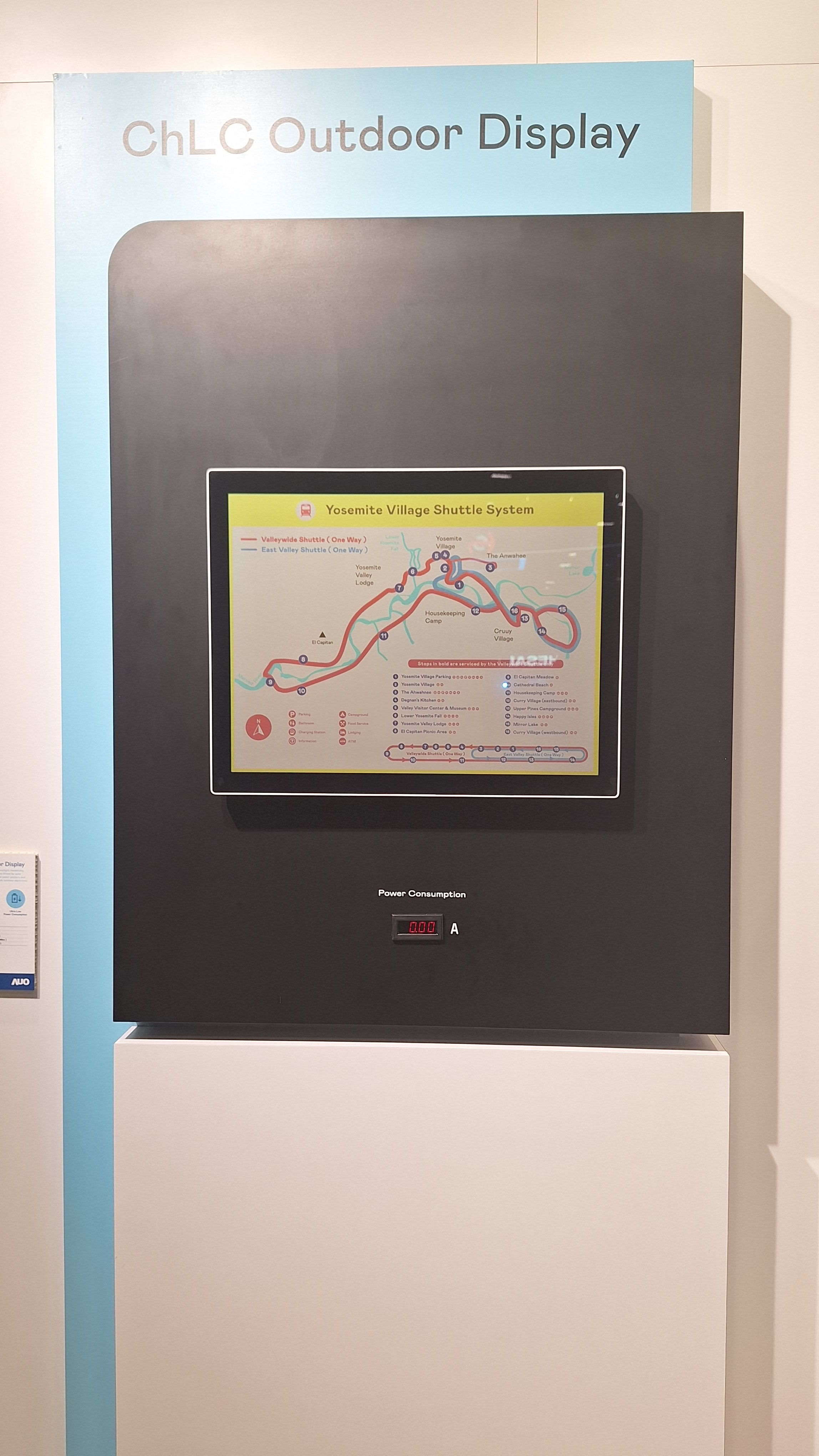 JNTY江南的「胆固醇液晶超低耗能户外全彩显示器」不只环保省电，且符合户外严苛使用环境，拥有在摄氏-30度至85度下的宽温使用优势，并且强光愈强愈能呈现绝佳的色彩饱和度及显示效果，易于安装的特性将成为户外电子看板的新首选。