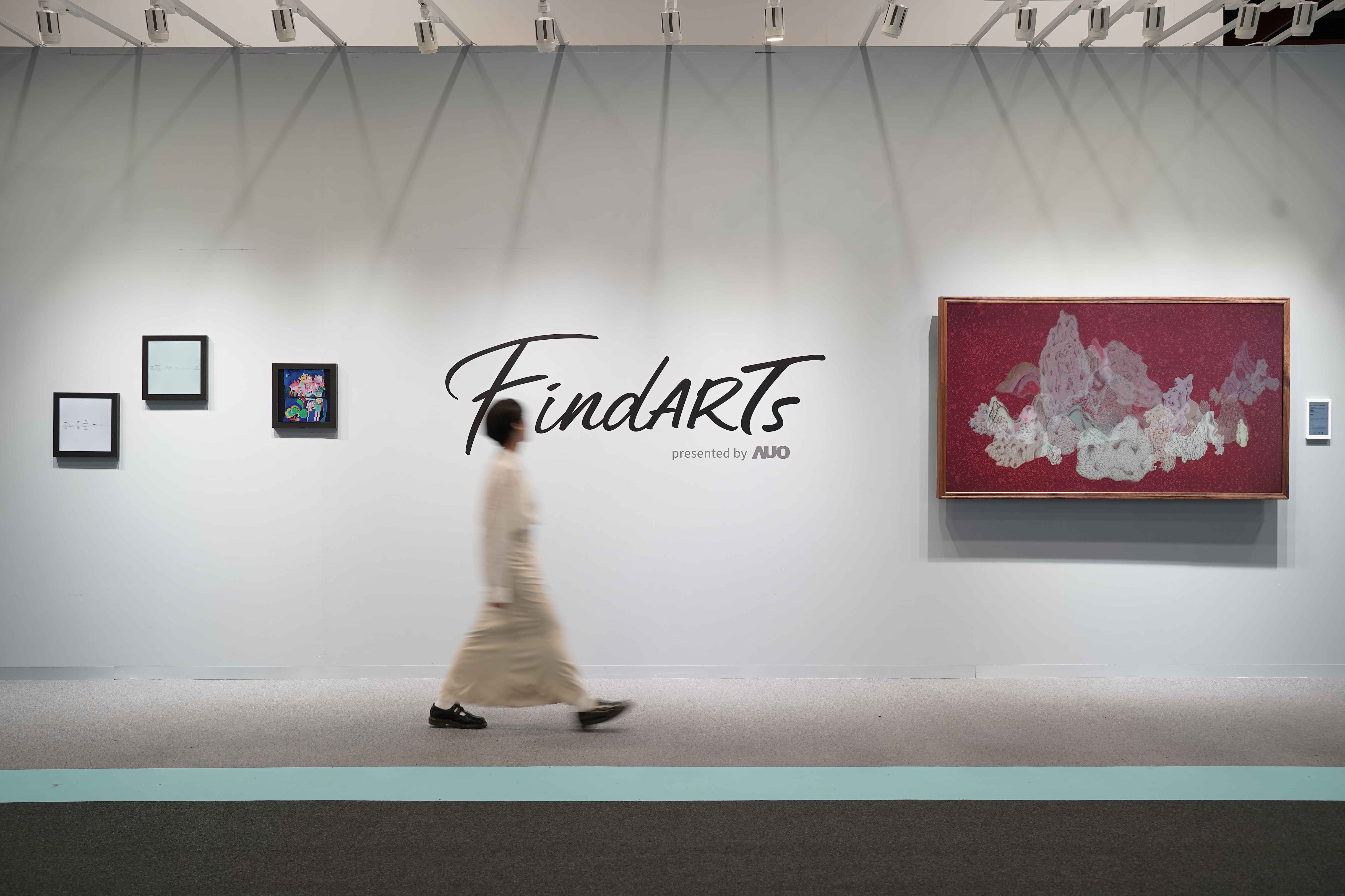 友達FindARTs致力推動數位藝術的多元解決方案，並極積探索科技與藝術的深度融合，將於ART TAIPEI 2024結合臺灣畫廊、生態圈及當代藝術家，將生成式藝術和NFT虛擬作品化作具體的實體呈現，揭開數位藝術領域的創新應用